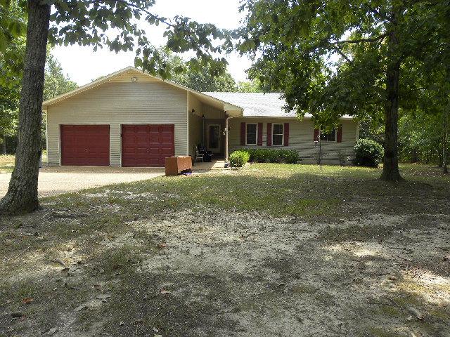 157 Indian Creek Road Hohenwald, TN 38462 - Photo 3 of 16