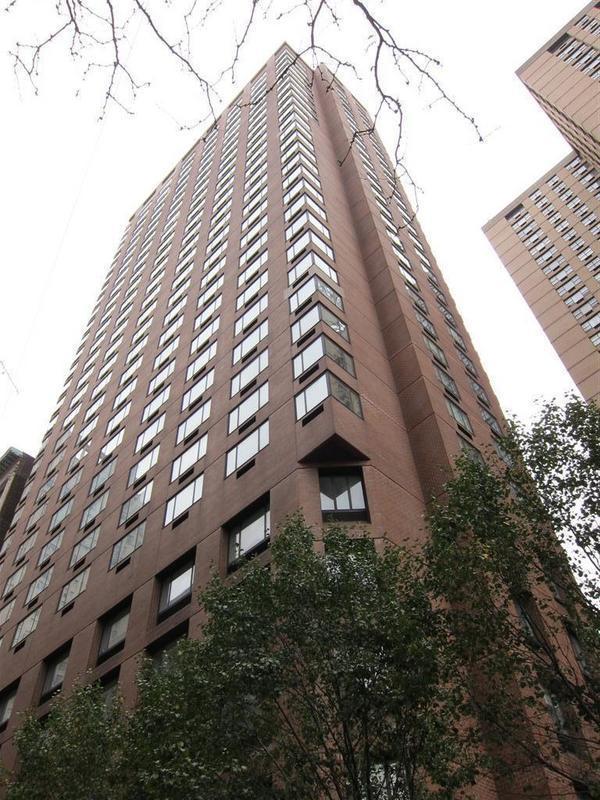 30 West 61st Street, Unit 17E Manhattan, NY 10023 - Photo 8 of 9