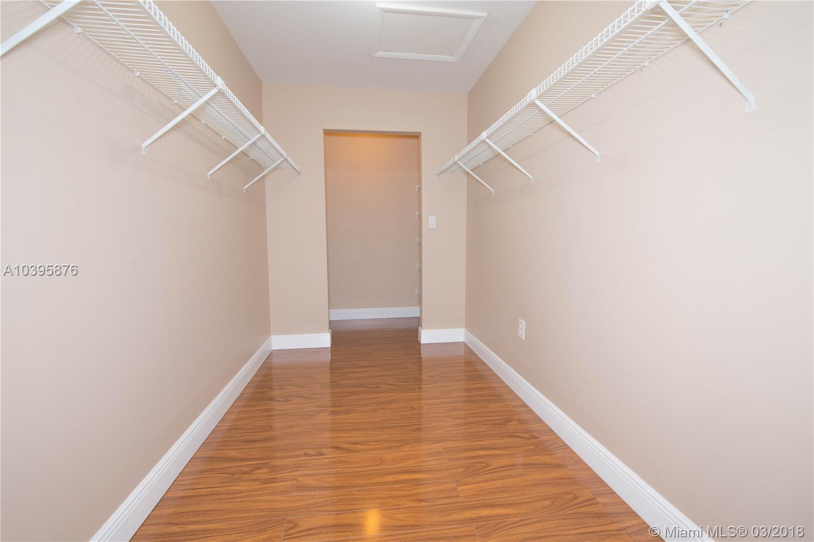 15185 Montrose Road Miami Lakes, FL 33016 - Photo 18 of 25 Gallery Image 18