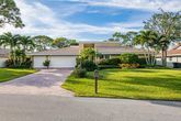 $882,200 | 5010 Pineview Circle  Delray Beach FL 33445