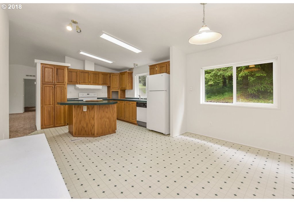 372 Peppermill Road Kelso, WA 98626 - Photo 13 of 19 Gallery Image 13