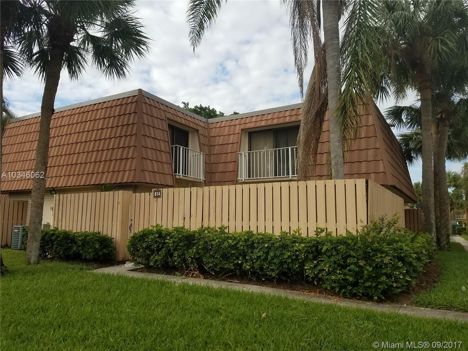 814 Blue Ridge Circle, Unit 814 West Palm Beach, FL 33409 - Photo 1 of 8