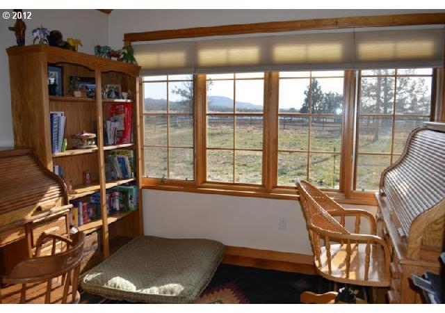 7411 Southwest Copley Road Powell Butte, OR 97753 - Photo 10 of 16 Gallery Image 10