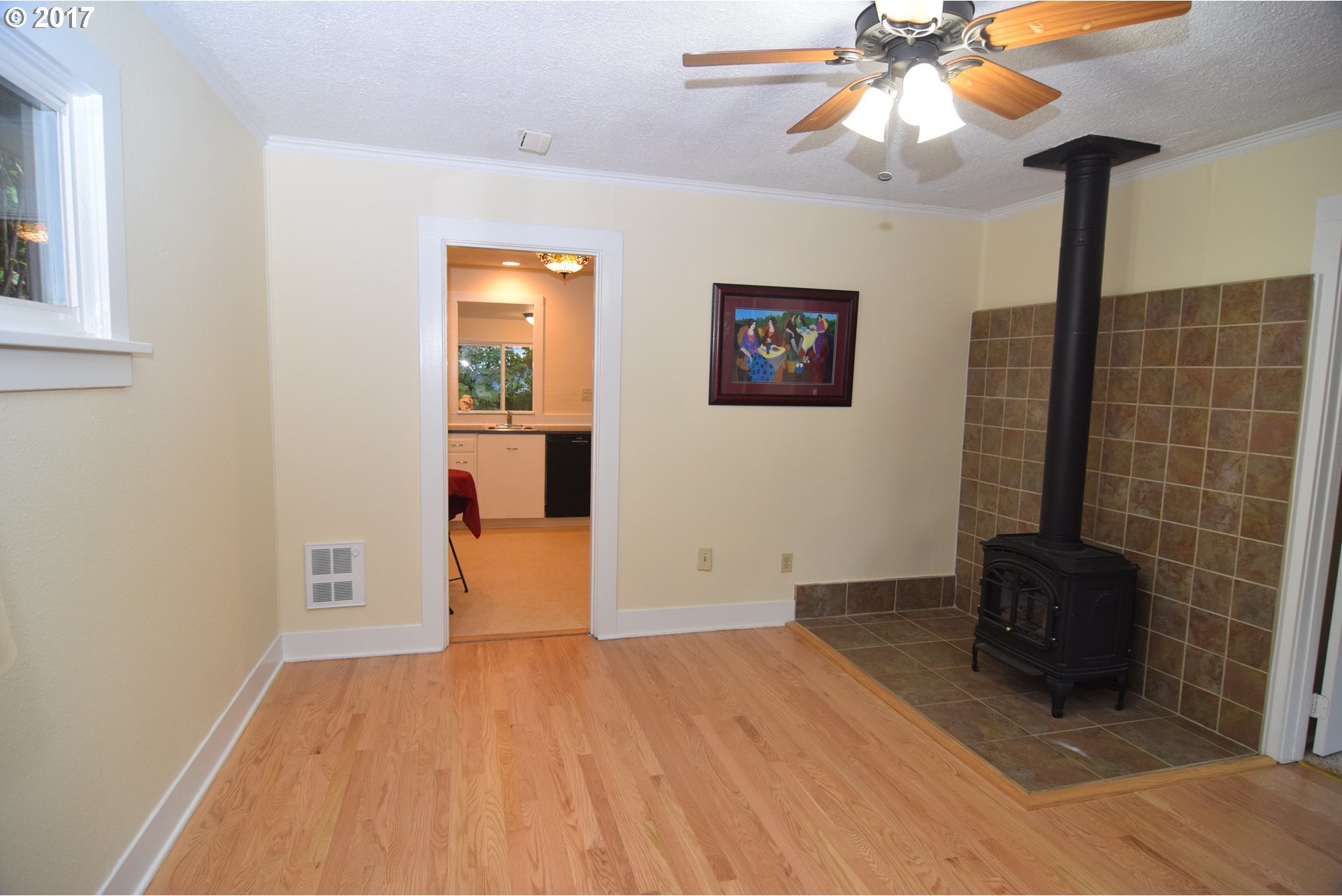 5507 Southwest Taylors Ferry Road Portland, OR 97219 - Photo 6 of 23 Gallery Image 6