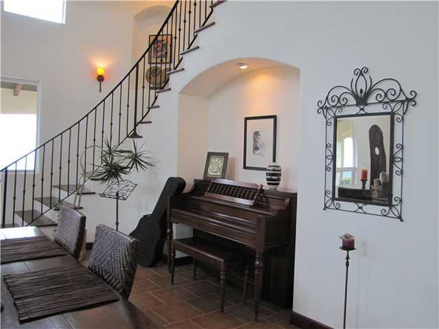 17315 Lyons Creek Road Jamul, CA 91935 - Photo 5 of 25 Great room with piano nook