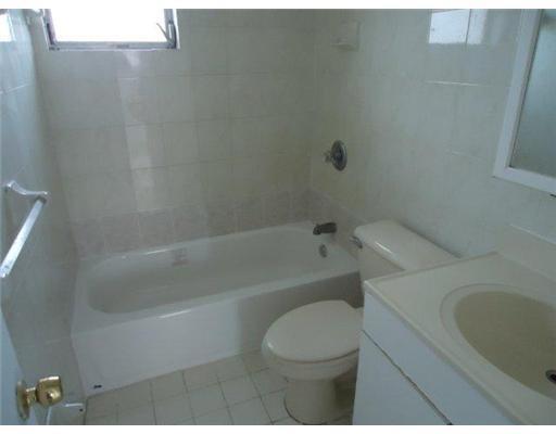 2491 Northwest 7th Street Miami, FL 33125 - Photo 9 of 13
