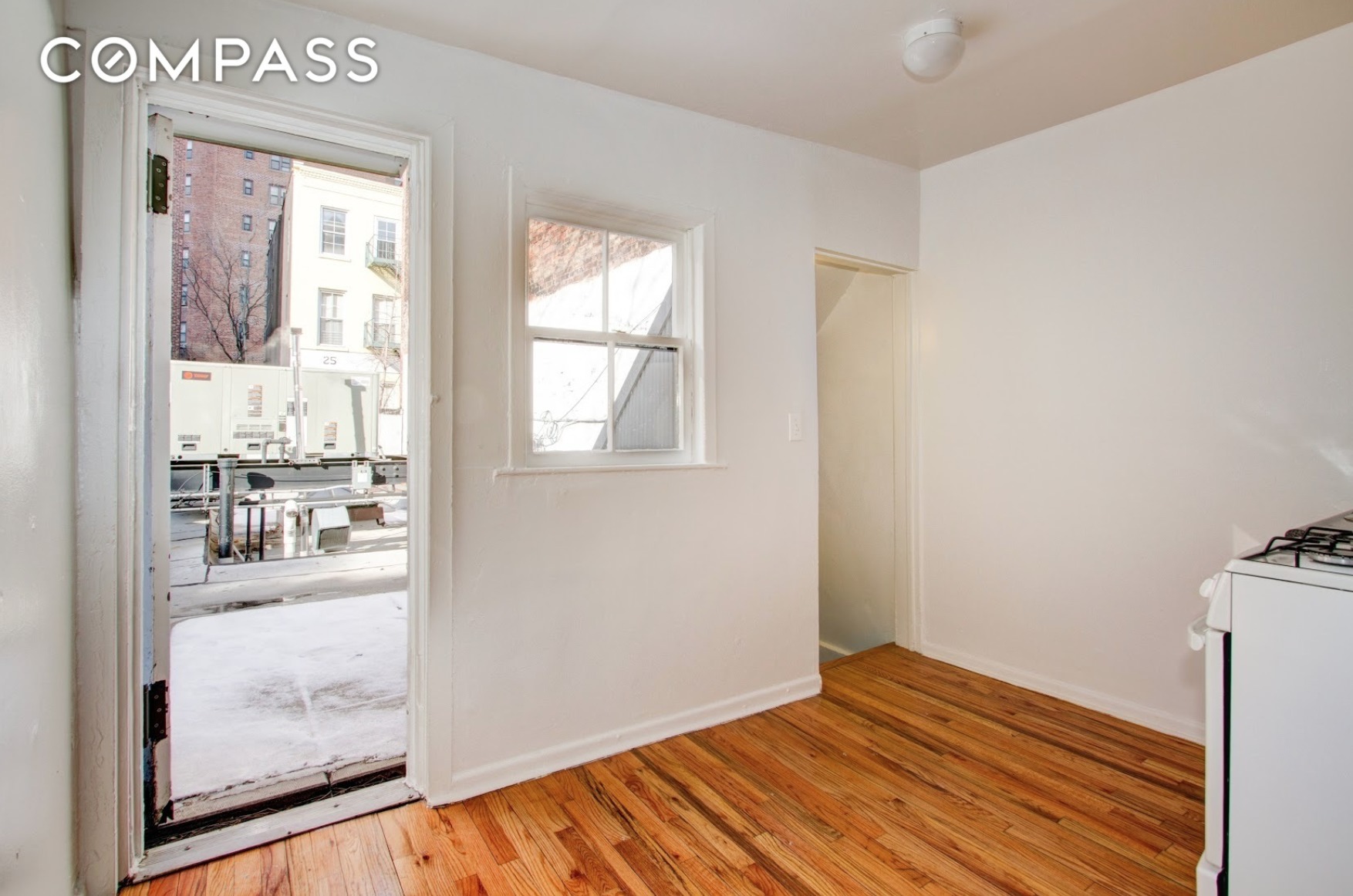 28 Jane Street, Unit 1 Manhattan, NY 10014 - Photo 2 of 6