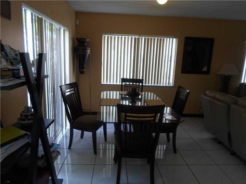 16690 Southwest 141st Court Miami, FL 33177 - Photo 9 of 28