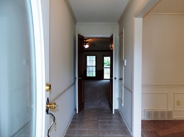 7514 Lowrance Road Memphis, TN 38125 - Photo 10 of 24 Gallery Image 10