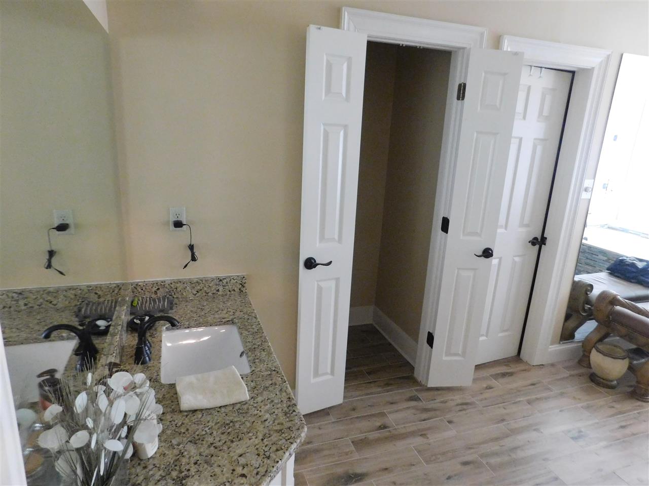 4382 Old Forest Road Memphis, TN 38125 - Photo 8 of 25 Gallery Image 8