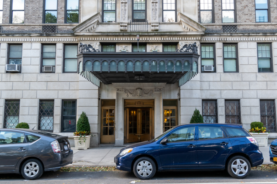 The Alden 225 Central Park West, Manhattan, NY 10024 - Photo 5 of 19