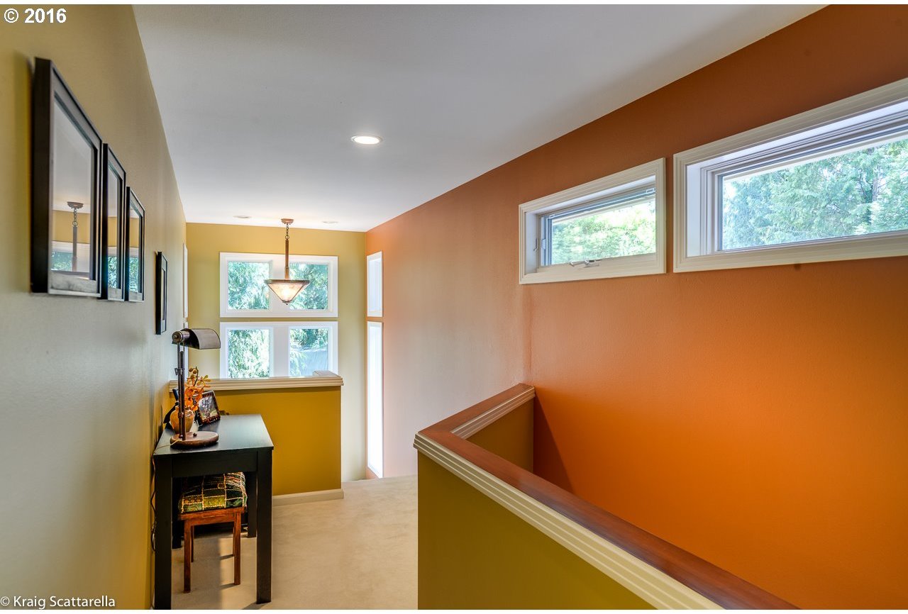 3630 Southwest 73rd Avenue Portland, OR 97225 - Photo 11 of 27 Gallery Image 11