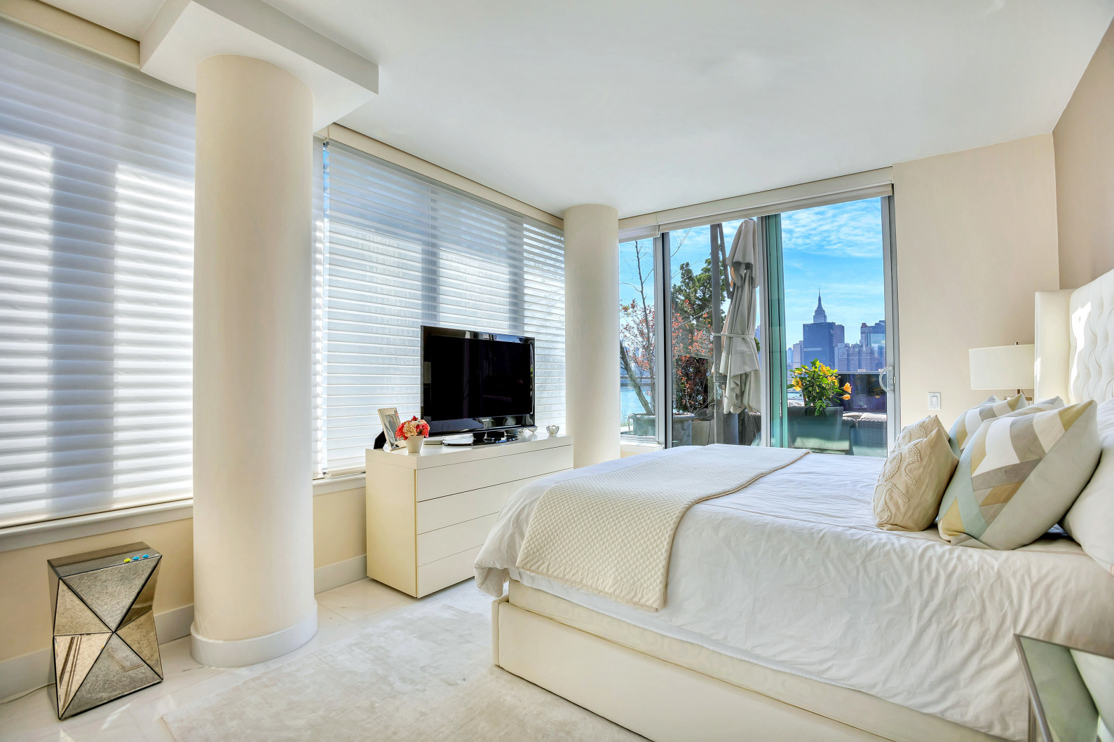 46-30 Center Boulevard, Unit 512 Queens, NY 11109 - Photo 8 of 35