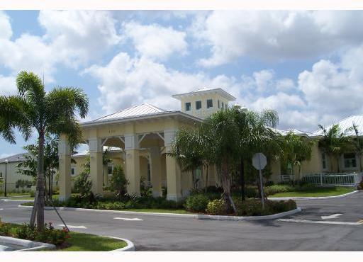 230 Southeast 29th Avenue, Unit 4 Homestead, FL 33033 - Photo 13 of 16