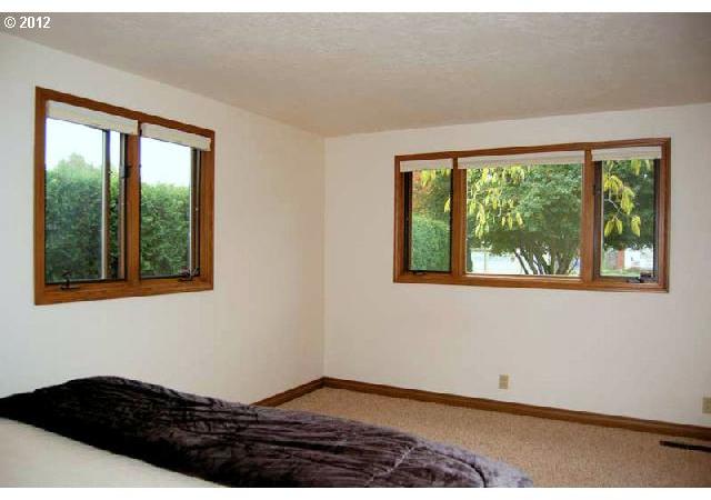 4785 Gardner Road Southeast Salem, OR 97302 - Photo 8 of 16 Gallery Image 8