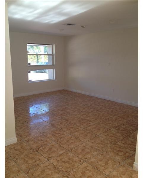 19860 Franjo Road Cutler Bay, FL 33157 - Photo 5 of 25 Gallery Image 5