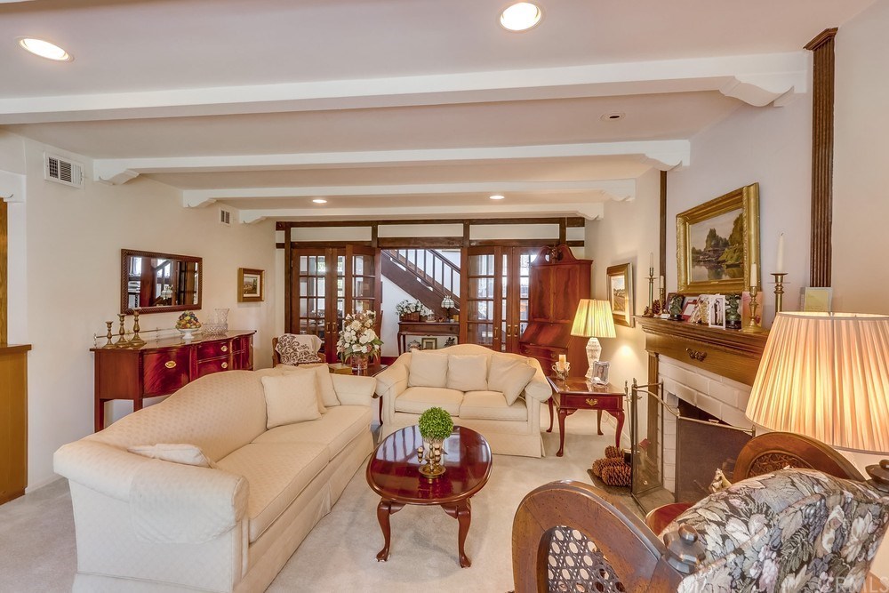 11801 Montecito Road Rossmoor, CA 90720 - Photo 7 of 26