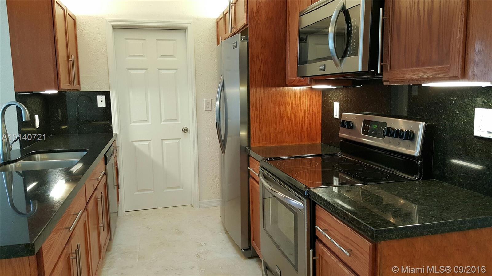 2220 Northeast 51st Street Lighthouse Point, FL 33064 - Photo 7 of 16