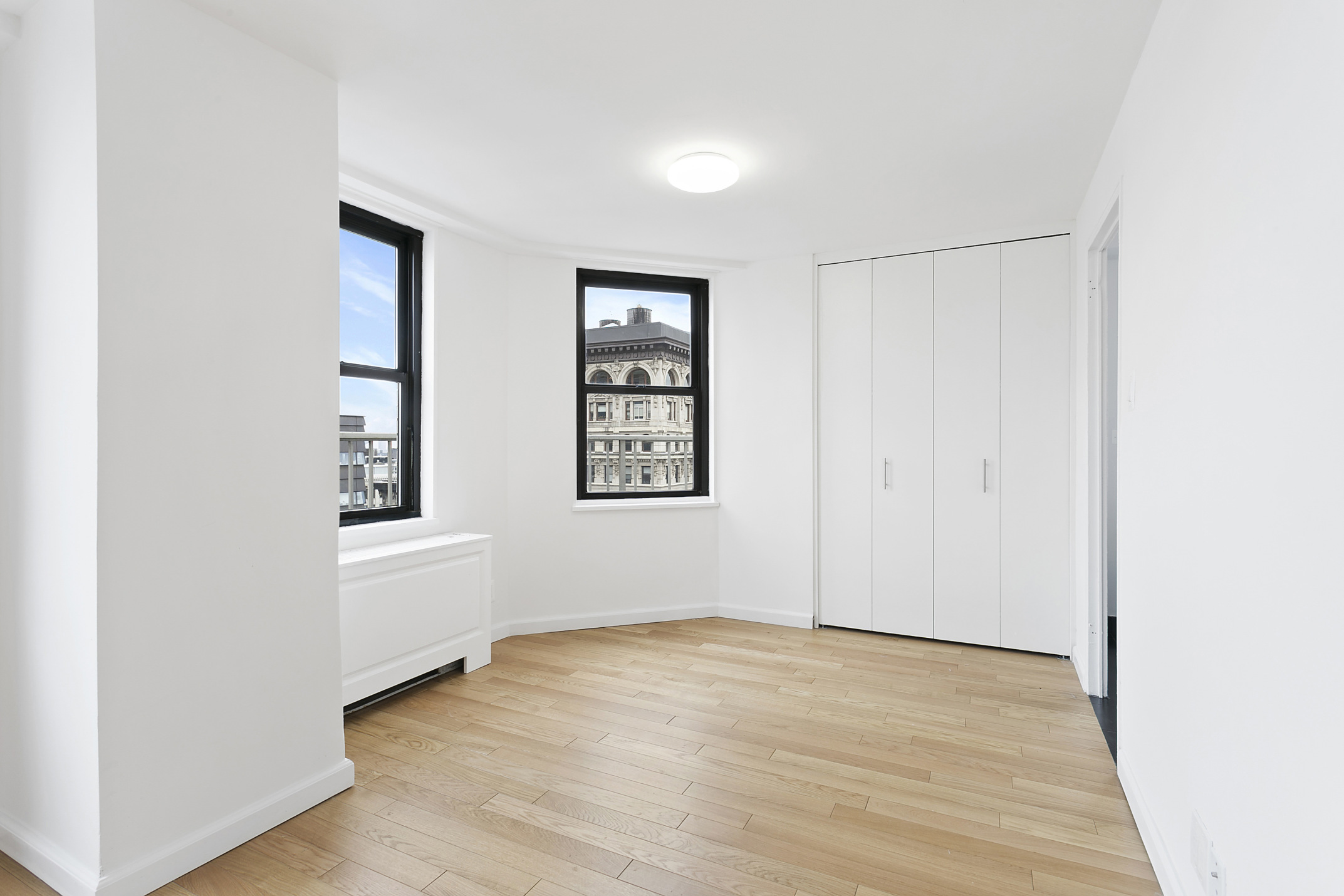 7 East 14th Street, Unit 21F Manhattan, NY 10003 - Photo 2 of 9