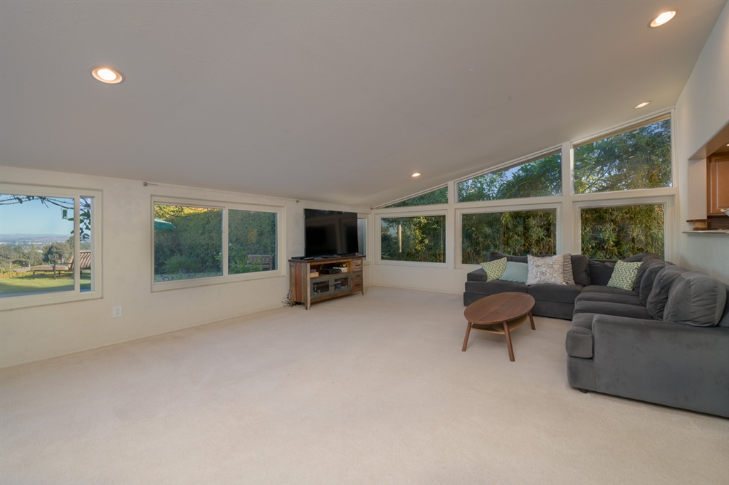 5747 Soledad Road La Jolla, CA 92037 - Photo 17 of 25