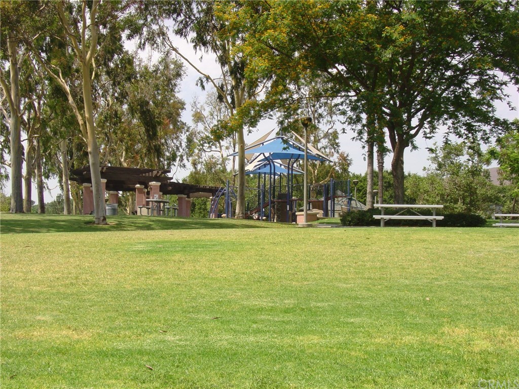 32 Silveroak Irvine, CA 92620 - Photo 35 of 38