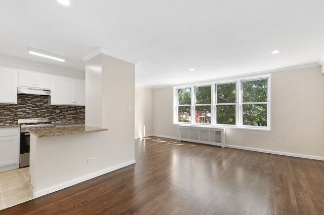 $369,000 | 150 Hawthorne Street, Unit 4A | Prospect Lefferts Gardens