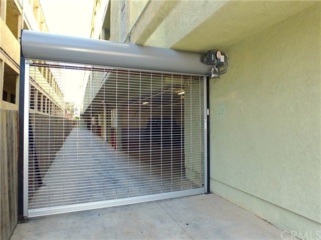 $390,000 | 1449 East 3rd Street, Unit 201, Long Beach, CA 90802