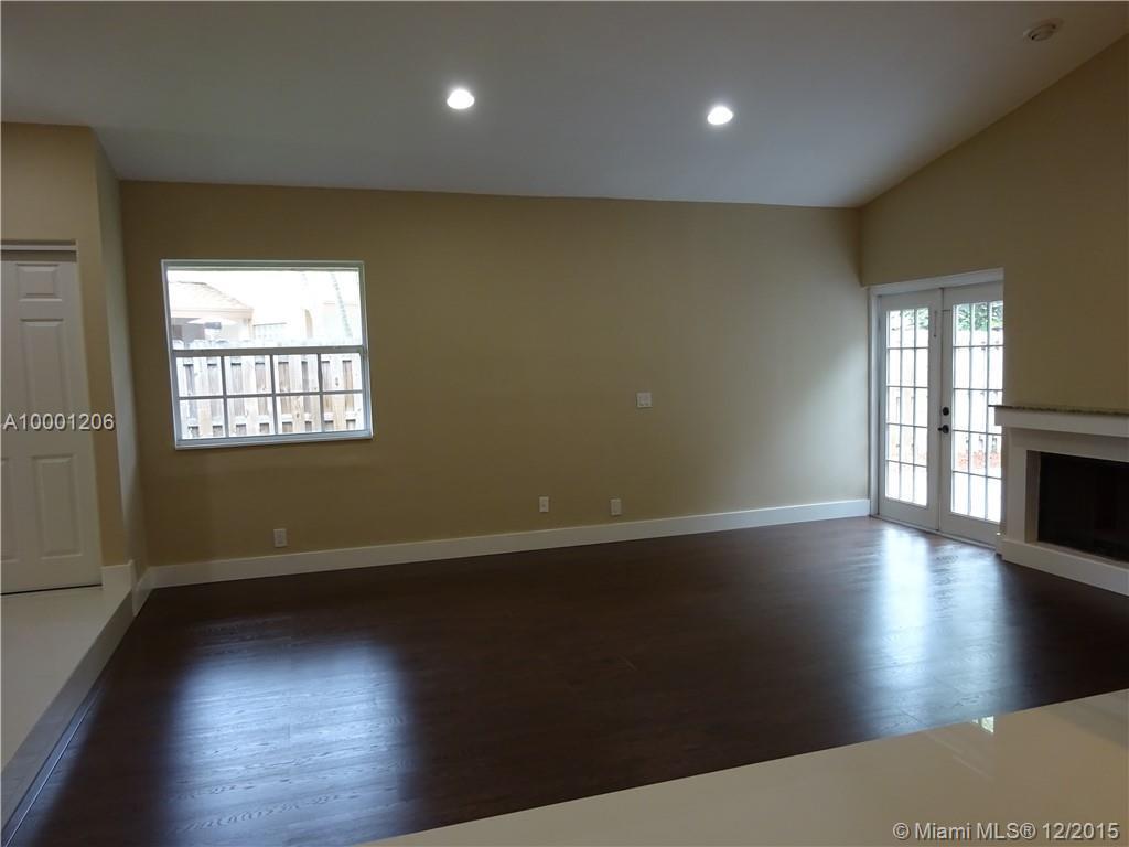 7720 Kenway Place East Boca Raton, FL 33433 - Photo 12 of 35 Gallery Image 12