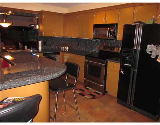 23379 Southwest 55th Way, Unit A Boca Raton, FL 33433 - Photo 4 of 15