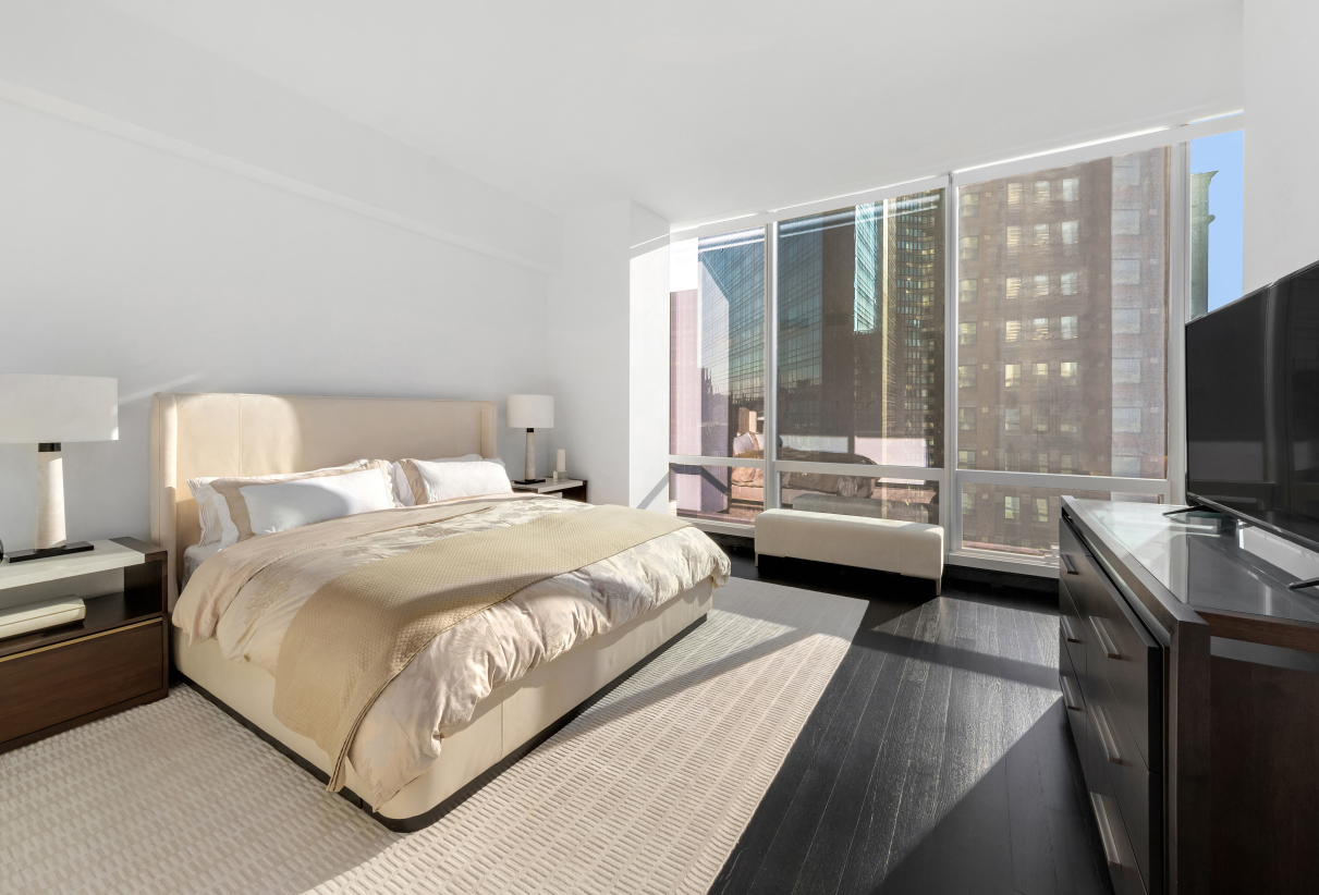 157 West 57th Street, Unit 45B Manhattan, NY 10019 - Photo 5 of 16