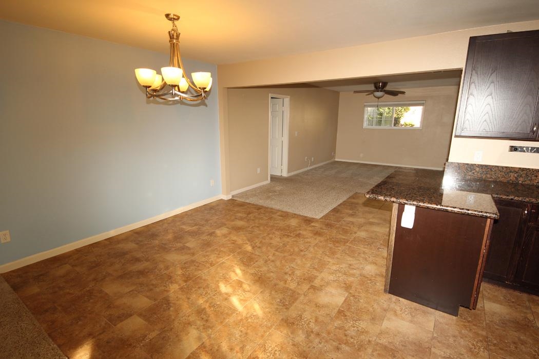 190 Monroe Street Oceanside, CA 92057 - Photo 5 of 15