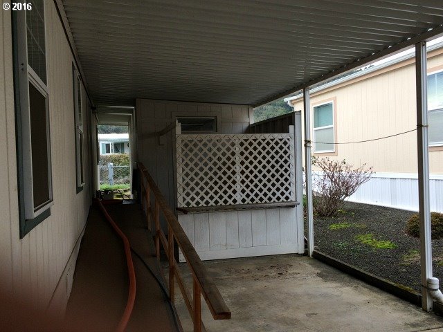 206 Shadow Ranch Lane Roseburg, OR 97470 - Photo 8 of 21 Gallery Image 8