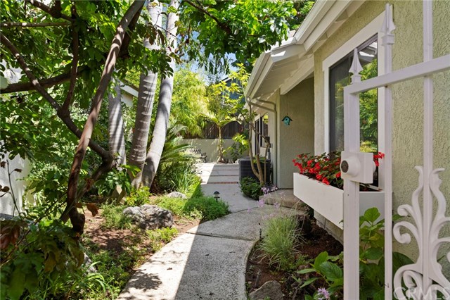 14 Woodfall Irvine, CA 92604 - Photo 15 of 17