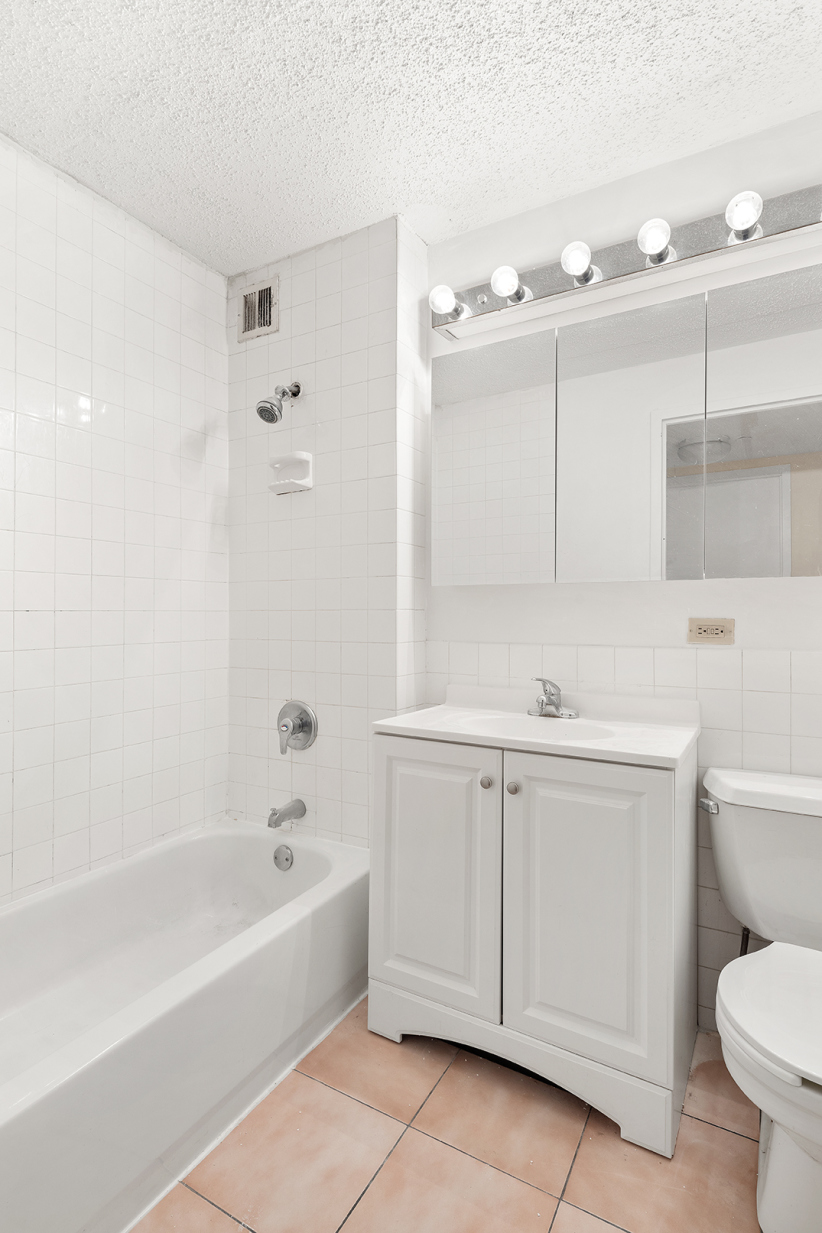 165 Eldridge Street, Unit 5B Manhattan, NY 10002 - Photo 4 of 7