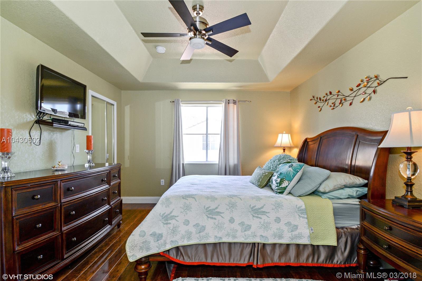 Nautica Miramar, FL 33027 - Photo 6 of 10