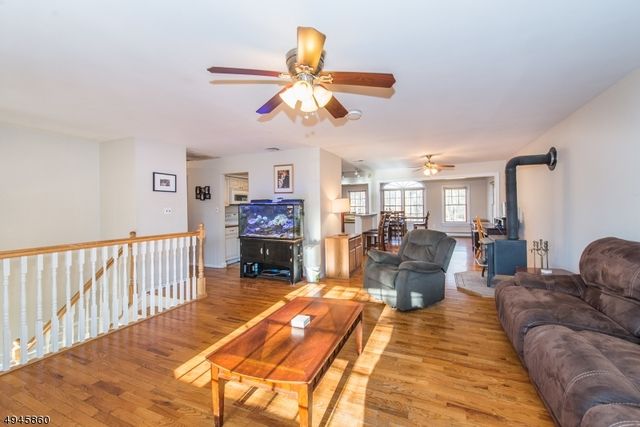 $550,000 | 11 Knoll Drive, Denville, NJ 07834