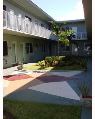 6930 Rue Versailles Drive, Unit 10 Miami Beach, FL 33141 - Photo 2 of 3