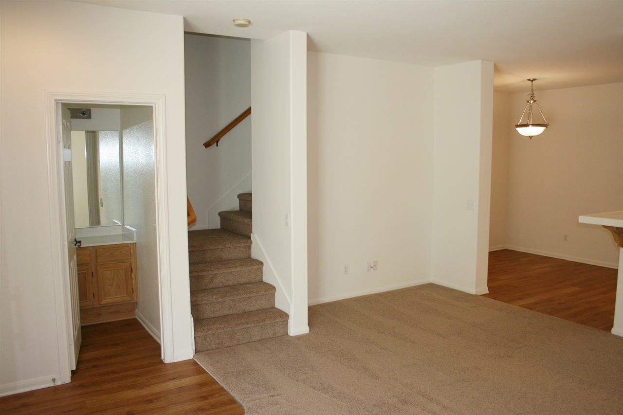 1464 Rancho Rose Way, Unit 25 Oceanside, CA 92057 - Photo 5 of 16