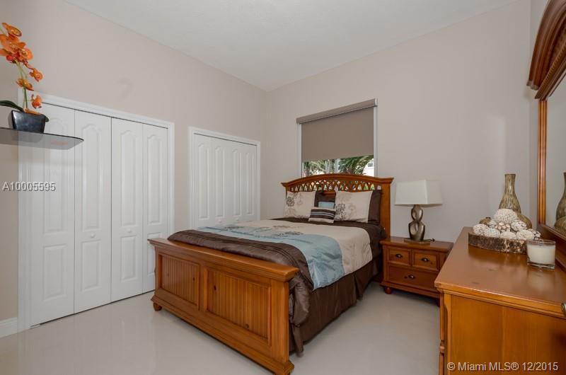15962 Southwest 62nd Street Miami, FL 33193 - Photo 18 of 33
