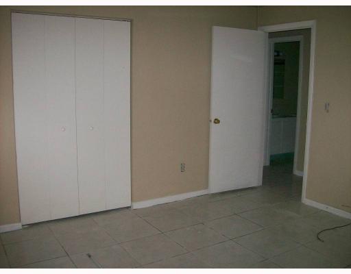 17361 Southwest 303rd Street Homestead, FL 33030 - Photo 4 of 4