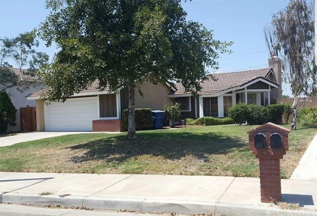 11231 Heathrow Drive Riverside, CA 92503 - Photo 1 of 18