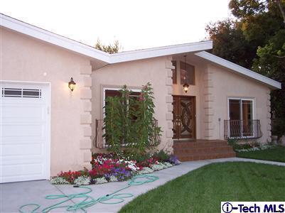 2223 Scott Road Burbank, CA 91504 - Photo 1 of 10 Gallery Image 1