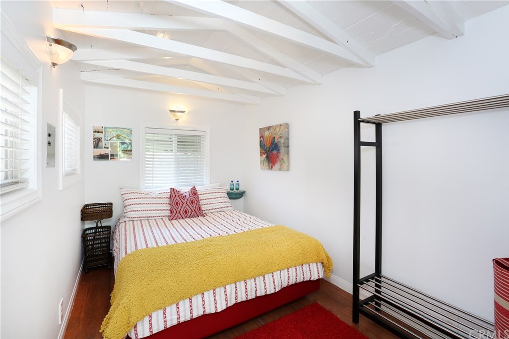 360 Ruby Street Laguna Beach, CA 92651 - Photo 12 of 15