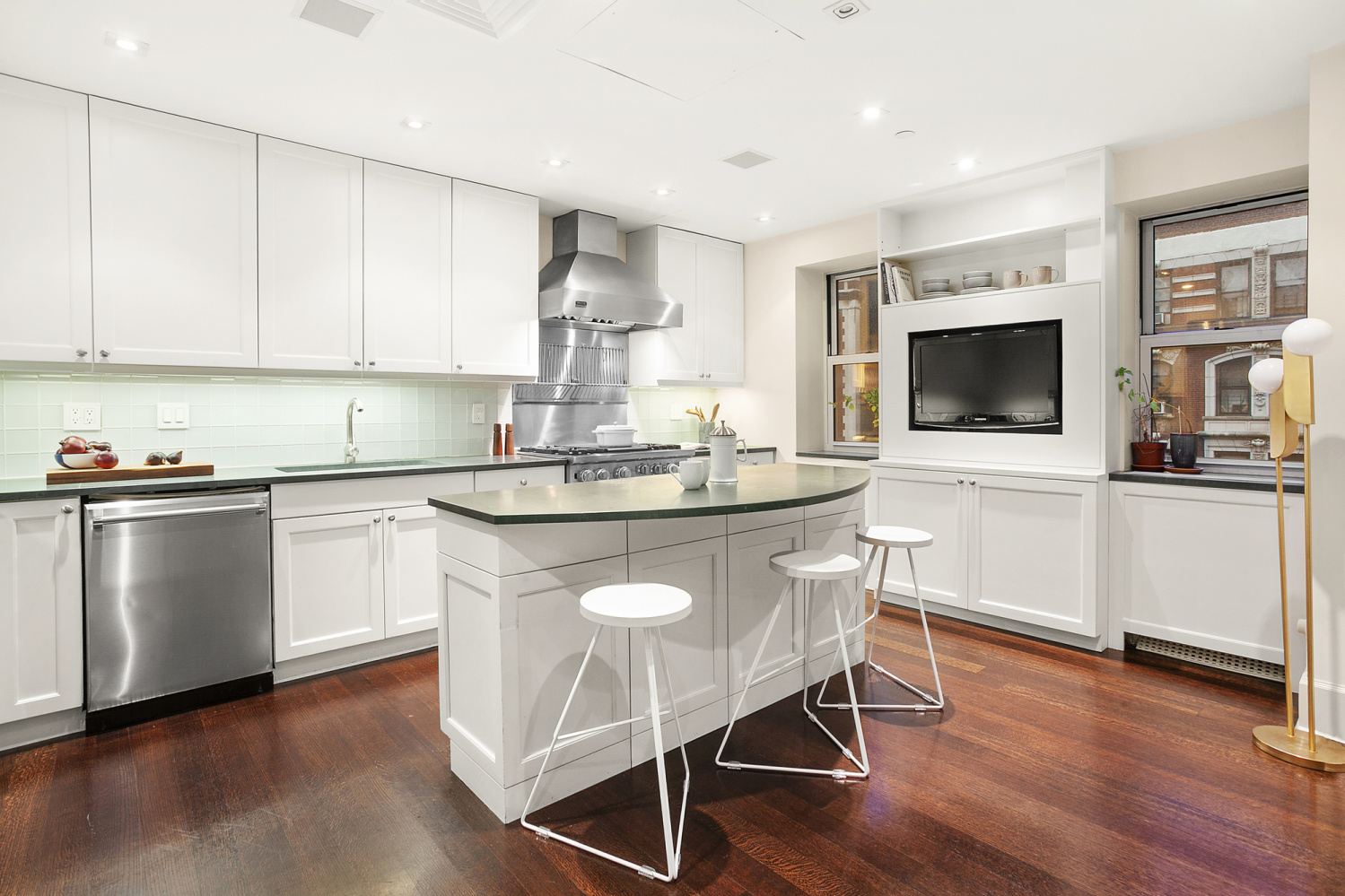 455 Central Park West, Unit LM20 Manhattan, NY 10025 - Photo 4 of 9