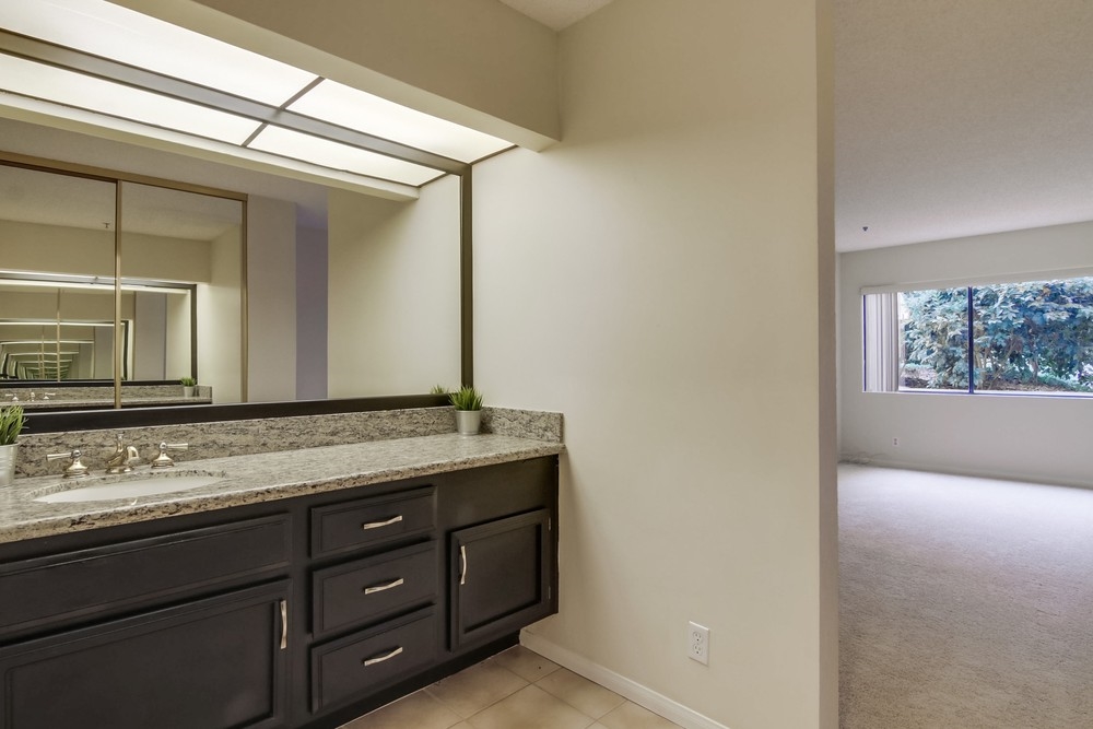5665 Friars Road, Unit 203 San Diego, CA 92110 - Photo 11 of 25