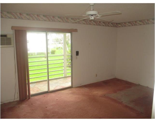 566 Fanshaw North, Unit 566 Boca Raton, FL 33434 - Photo 7 of 12