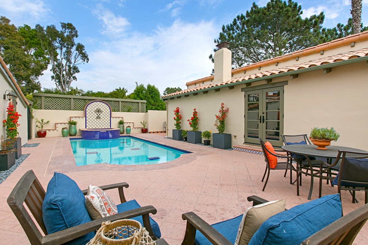 1041 Klish Way Del Mar, CA 92014 - Photo 8 of 25