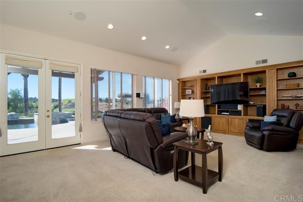 3969 Keri Way Fallbrook, CA 92028 - Photo 3 of 25