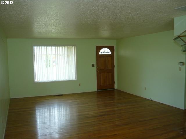 1503 Quinn Road Woodburn, OR 97071 - Photo 4 of 8 Gallery Image 4