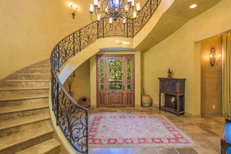 3030 North Twin Oaks Valley Road San Marcos, CA 92069 - Photo 4 of 25